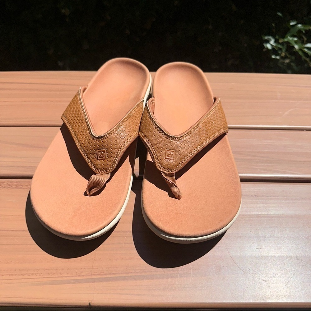 Spenco Yumi  Thong Sandals Flip Flops Orthotic Womens 12 EUR 42.5 Tan EUC